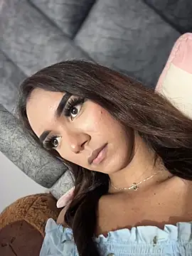 Nikol Rang   online show from December 2025 05:53:01 PM