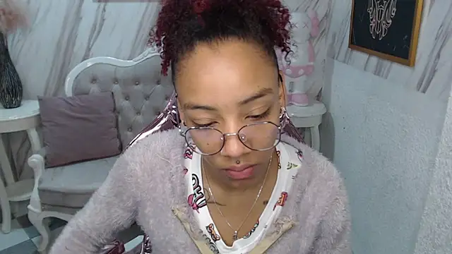 Violeth b online show from February 2025 12:47:01 PM