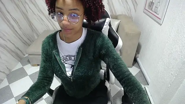 Violeth b online show from March 2025 12:41:01 PM