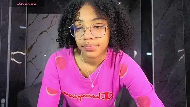 Violeth b online show from January 2026 12:40:01 PM