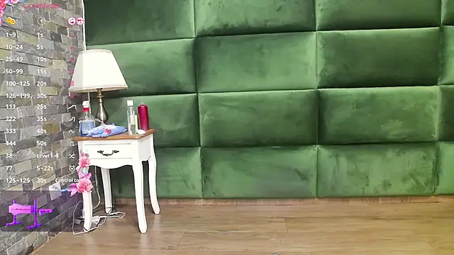 SelenSummer online show from November 2025 07:57:02 PM