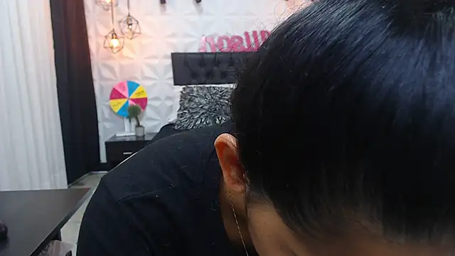 Alison Wiley online show from January 2025 12:09:02 PM