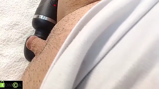 mikellwilliams10 online show from November 2025 12:59:02 PM