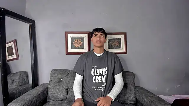 Snapshot of dafnezahiraa_ chatting on December 2024 12:53:01 AM dafnezahiraa online show from December 2024 12:53:01 AM