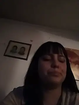 Snapshot of lucylovles chatting on June 2026 04:40:01 AM lucylovles online show from June 2026 04:40:01 AM