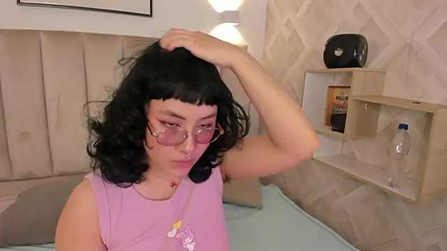 Haru Bonny online show from January 2026 07:26:01 PM