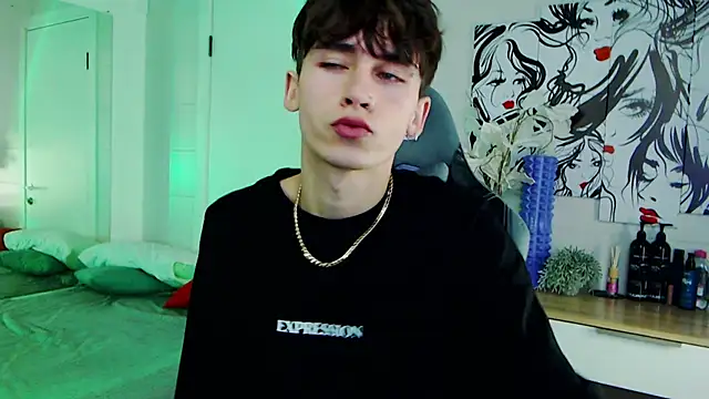 Snapshot of Bad_Boy9996 chatting on December 2024 10:38:02 PM Bad Boy9996 online show from December 2024 10:38:02 PM