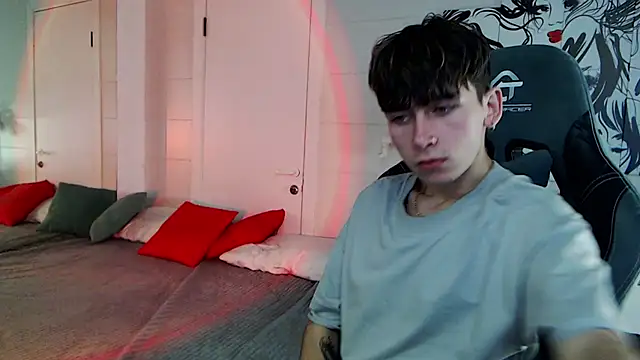 Snapshot of Bad_Boy9996 chatting on December 2024 04:49:01 PM Bad Boy9996 online show from December 2024 04:49:01 PM