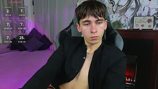 Snapshot of Bad_Boy9996 chatting on March 2025 06:11:02 PM Bad Boy9996 online show from March 2025 06:11:02 PM