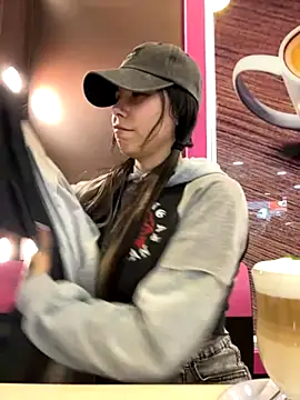 EemaHaruki online show from October 2025 09:17:02 PM