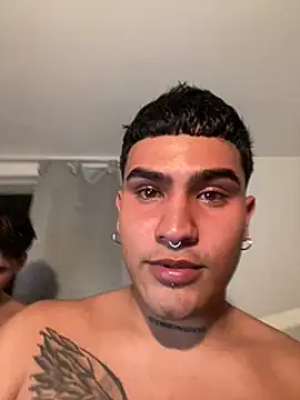 MatheoVelez online show from January 2025 03:33:01 AM