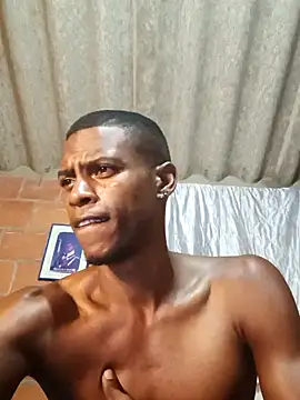 MAXIMO JHONS online show from February 2026 05:06:01 AM