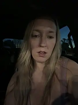 lucyallen4201 online show from April 2026 01:07:02 AM