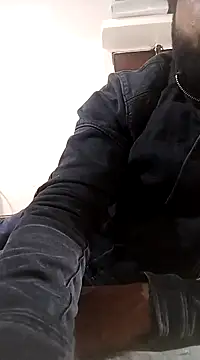 Snapshot of pura43 chatting on January 2025 07:00:02 AM pura43 online show from January 2025 07:00:02 AM