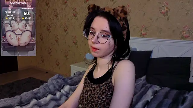 Nora Failure online show from April 2026 02:47:01 PM