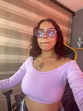Snapshot of Liittleluaa_ chatting on January 2025 12:29:02 PM Liittleluaa online show from January 2025 12:29:02 PM