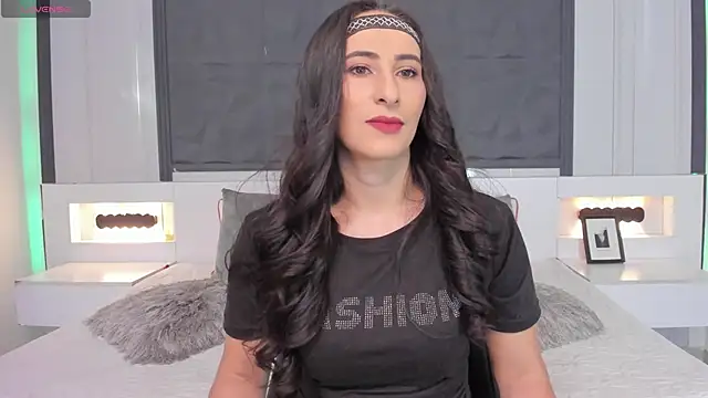 SaraGomez1 online show from February 2025 12:27:01 PM