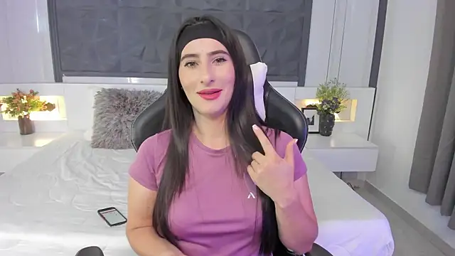 SaraGomez1 online show from November 2025 01:54:01 PM