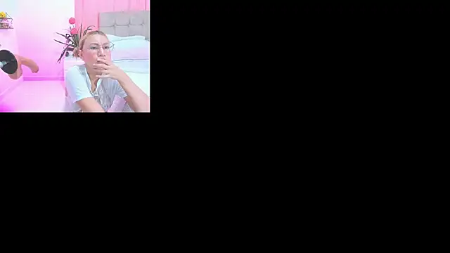 Snapshot of Annaraquel_ chatting on October 2025 02:32:02 AM Annaraquel  online show from October 2025 02:32:02 AM