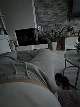 KarlosCarutox online show from September 2025 05:24:01 PM