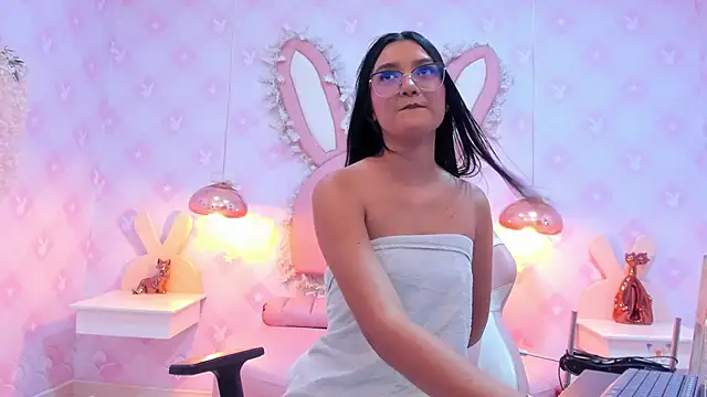 Saraa Skinny online show from January 2025 05:51:01 PM