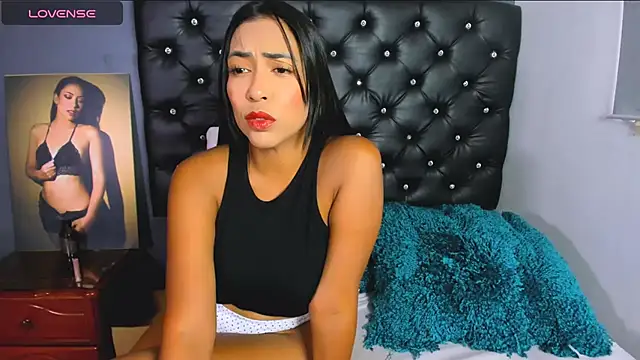 catalinamuss  online show from June 2026 04:40:01 PM