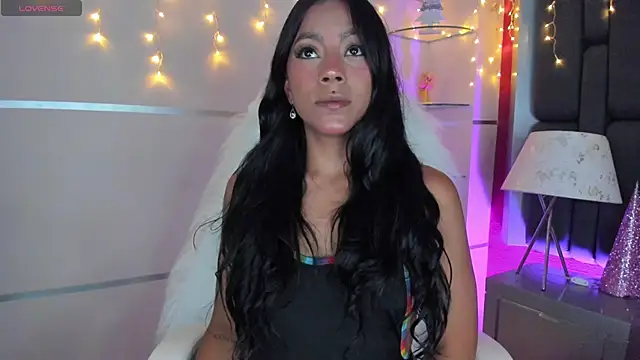 Amber villalobos  online show from December 2024 03:31:02 AM