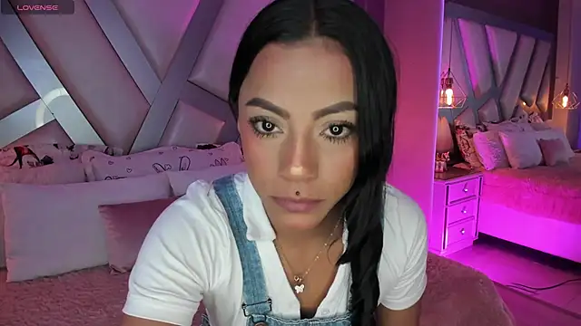 Amber villalobos  online show from October 2025 03:49:02 AM