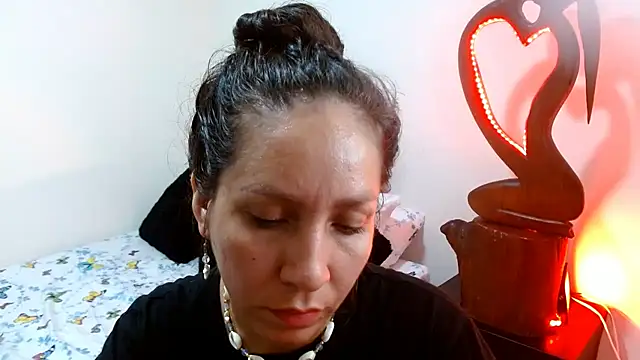 naihroby online show from December 2024 02:35:01 AM