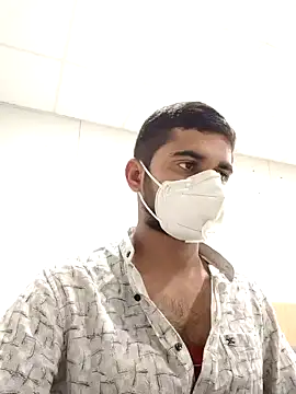 Ishan003 online show from February 2025 01:59:01 PM