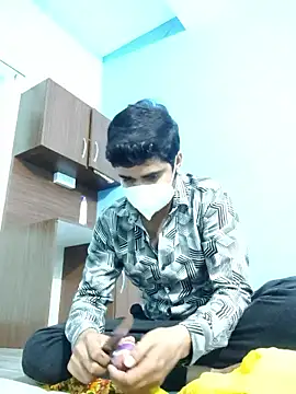 Ishan003 online show from September 2025 02:07:02 PM