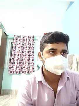 Ishan003 online show from January 2026 02:21:01 PM