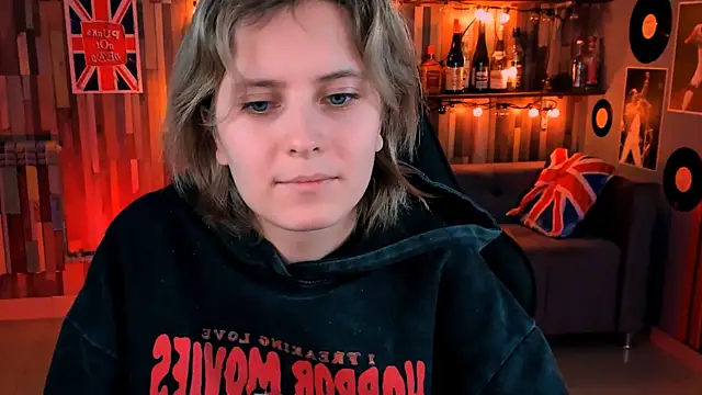 Snapshot of LolaAsmus chatting on December 2024 11:13:01 AM LolaAsmus online show from December 2024 11:13:01 AM
