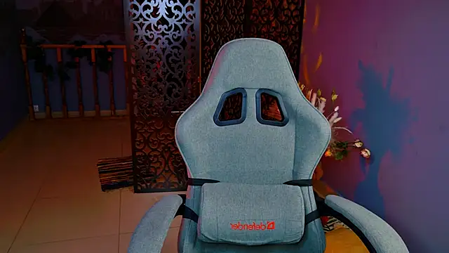 Snapshot of LolaAsmus chatting on February 2025 04:14:02 PM LolaAsmus online show from February 2025 04:14:02 PM