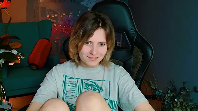 Snapshot of LolaAsmus chatting on February 2025 04:16:02 PM LolaAsmus online show from February 2025 04:16:02 PM