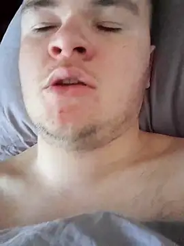 Snapshot of clemhotxxxx chatting on March 2025 10:19:01 AM clemhotxxxx online show from March 2025 10:19:01 AM