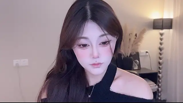 Strawberrybabyy1 online show from January 2026 04:44:01 PM