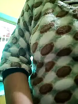 heenage online show from December 2025 02:54:02 AM