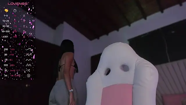 valeriaU online show from February 2025 12:26:02 PM