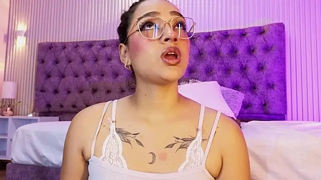 EMILYY FOXY online show from March 2026 07:21:02 PM