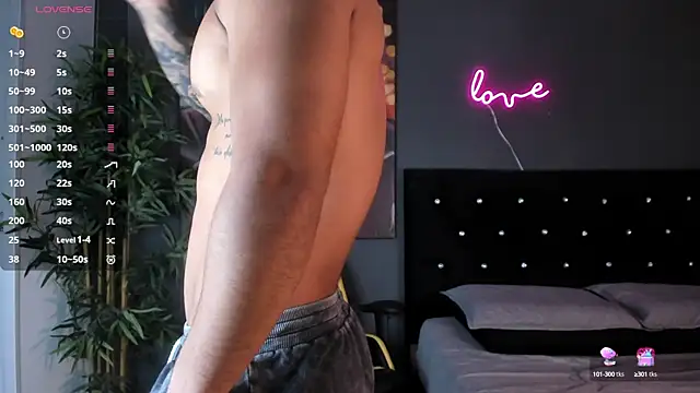 Snapshot of jordan_mayers02 chatting on January 2025 09:02:02 AM jordan mayers02 online show from January 2025 09:02:02 AM