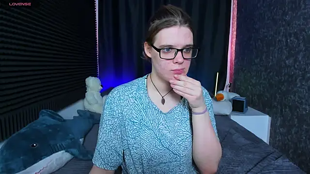 KIKI Krash online show from March 2025 10:22:01 AM