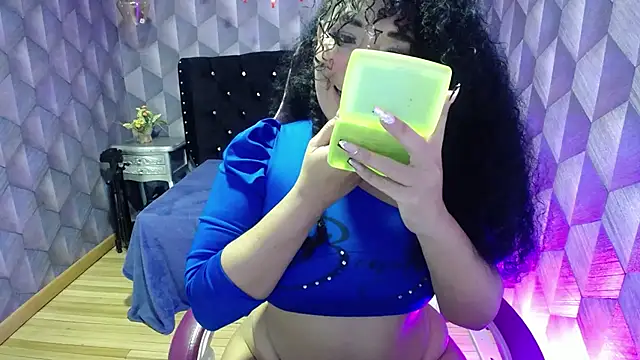 Sofiacowperx online show from February 2025 11:17:02 AM