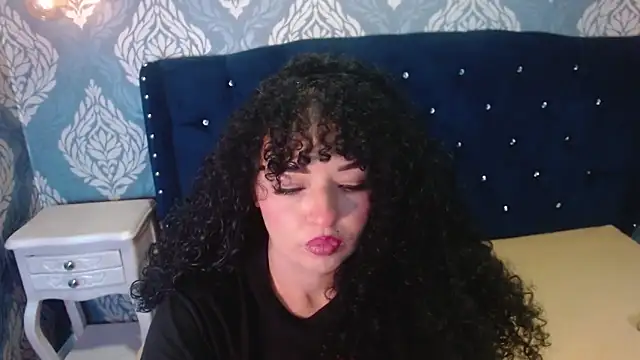 Sofiacowperx online show from February 2026 03:02:02 PM