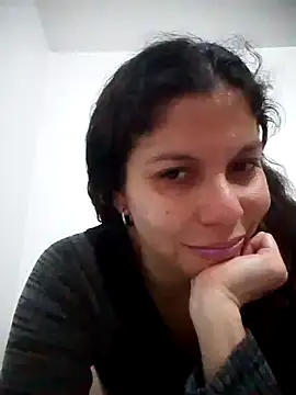 Snapshot of Carliina_Soussa chatting on February 2025 01:58:01 AM Carliina Soussa online show from February 2025 01:58:01 AM