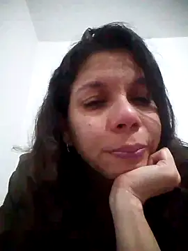 Snapshot of Carliina_Soussa chatting on February 2025 04:22:01 AM Carliina Soussa online show from February 2025 04:22:01 AM