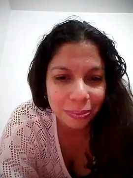 Snapshot of Carliina_Soussa chatting on February 2025 08:58:01 PM Carliina Soussa online show from February 2025 08:58:01 PM