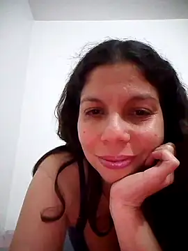 Snapshot of Carliina_Soussa chatting on February 2025 01:43:02 AM Carliina Soussa online show from February 2025 01:43:02 AM