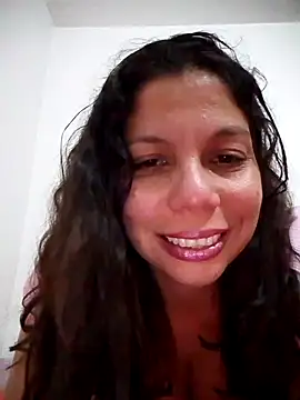 Snapshot of Carliina_Soussa chatting on February 2025 04:34:01 AM Carliina Soussa online show from February 2025 04:34:01 AM