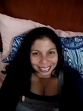 Snapshot of Carliina_Soussa chatting on March 2025 02:20:01 AM Carliina Soussa online show from March 2025 02:20:01 AM